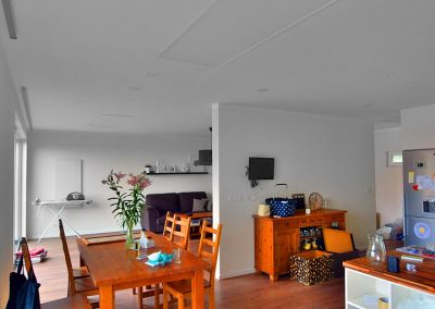 Wellina 1100W, strop v rámu, obývací pokoj
